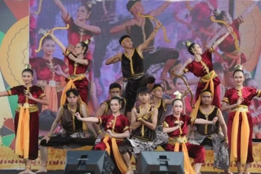Melalui Erau Adat Pelas Benua, Kutai Timur Bidik Pasar Wisata Nasional