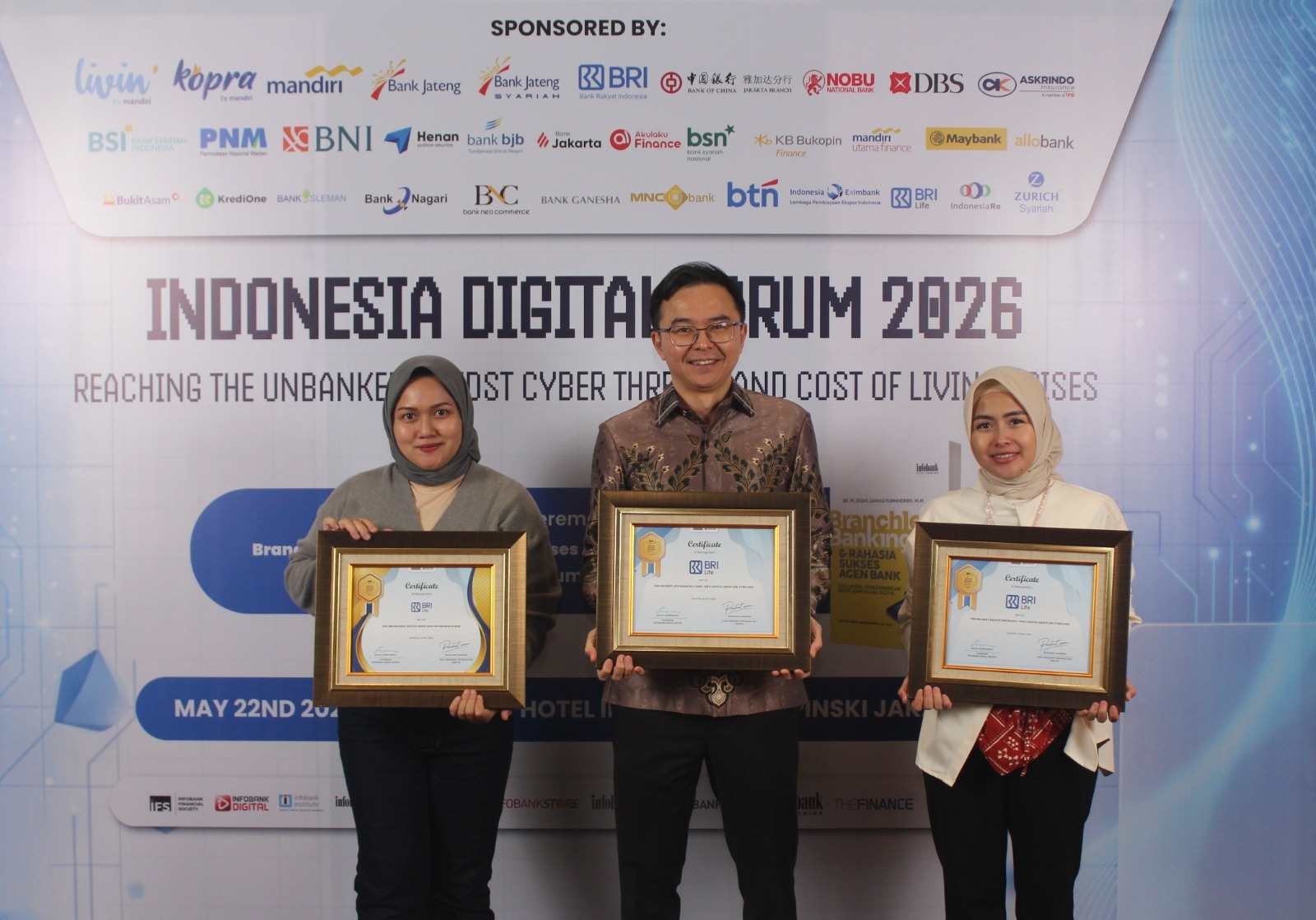 BRI Life Borong 3 Penghargaan Soliditas Finansial dan Inovasi Digital