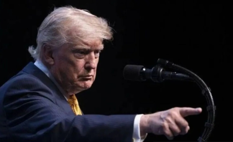 Jeda Kampanye Militer, Trump Ngeyel Perintahkan Serangan ke Iran