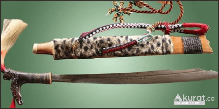 Mengenal Parang Maya, Senjata Tradisional Mistis dari Bumi Kalimantan yang Sarat Akan Sejarah dan Filosofi