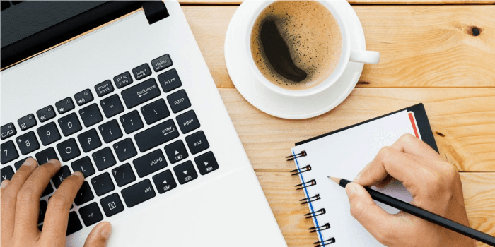 Artikel Ilmiah memiliki ciri struktur sendiri dan 6 manfaatnya untuk dipelajari.