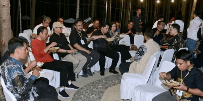 Presiden Jokowi mengadakan jamuan makan malam bersama para penggiat seni di IKN.