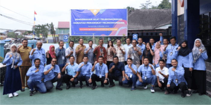 Mengawal Disiplin Spektrum Radio, Balmon Samarinda Musnahkan 11 Perangkat Telekomunikasi Tak Berizin.