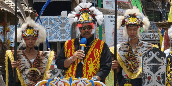 Bupati Kukar Meriahkan Peringatan HUT ke-113 Desa Umaq Dian Tabang