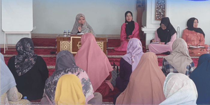 Kegiatan Bulanan DWP DPUPR & PERA Provinsi Kaltim, Kajian Fiqih Wanita dengan Ustadzah Hayati Fashiha