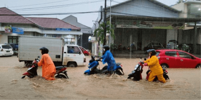 Peringatan Cuaca: Lima Kabupaten di Kaltim Diprakirakan Hujan Petir pada Rabu-Kamis