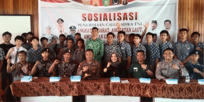 Pelajar Kutai Kartanegara Diberi Informasi Lengkap tentang Penerimaan Calon Siswa TNI