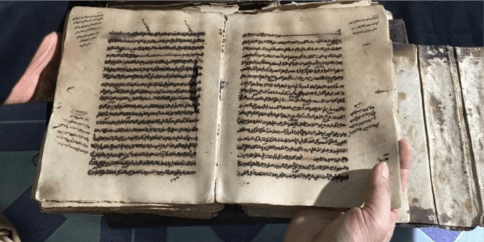 Dinas Perpustakaan dan Kearsipan Kaltim Selamatkan Naskah Kuno