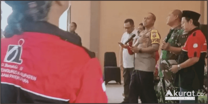 Kesbangpol Penajam Sosialisasikan Wawasan Kebangsaan kepada Penggemar Iwan Fals Jelang Pemilu 2024