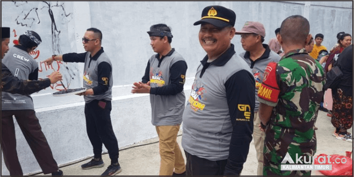 Kasat Binmas Polres Bontang Hadiri Pembukaan Mural Competition Se-Kaltim: "Menjaga Lingkungan Sungai"