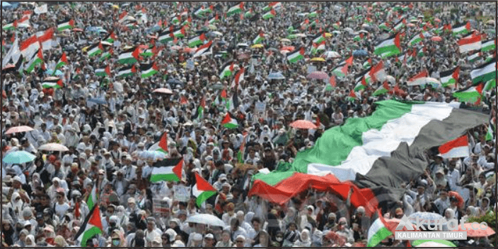 Ratusan Ribu Massa Gelar Aksi Damai 'Depok Bersama Palestina': Dukungan Solidaritas untuk Warga Gaza