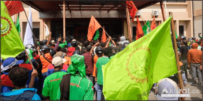 Ratusan Buruh Gelar Aksi Demonstrasi Tuntut Kenaikan Upah Minimum Kabupaten Berau