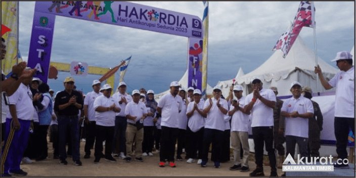 Jalan Santai dan Senam Bersama Meriahkan Hari Anti Korupsi Sedunia di Kutai Timur