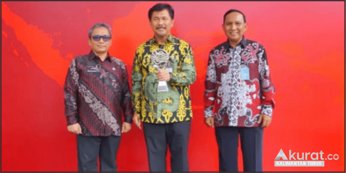 Kutai Kartanegara Raih Penghargaan Kabupaten Terbaik dalam Pengendalian Inflasi dari Presiden Jokowi: Satu-satunya di Kaltim!